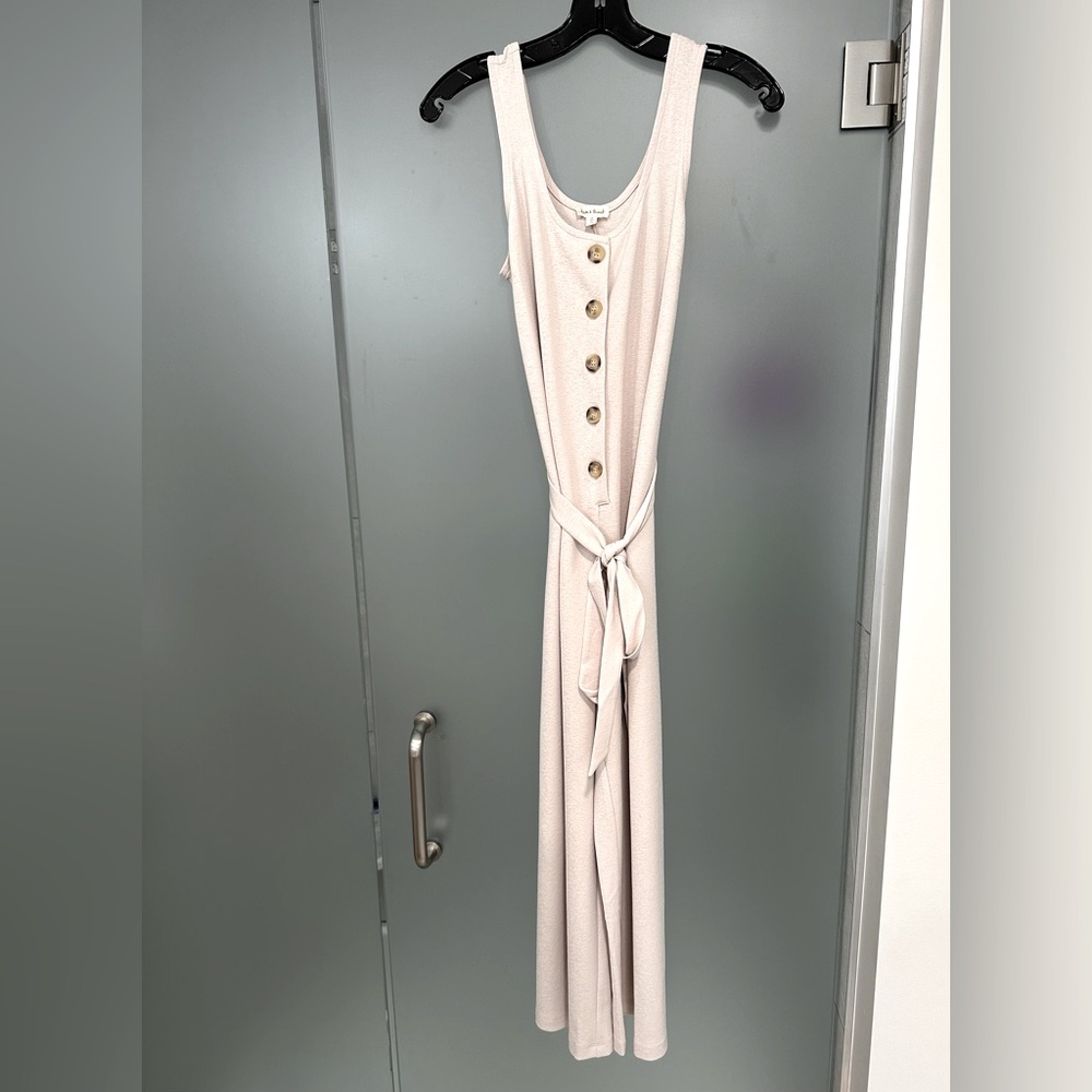 NWOT Hem & Thread-Beige- Small- jumpsuit